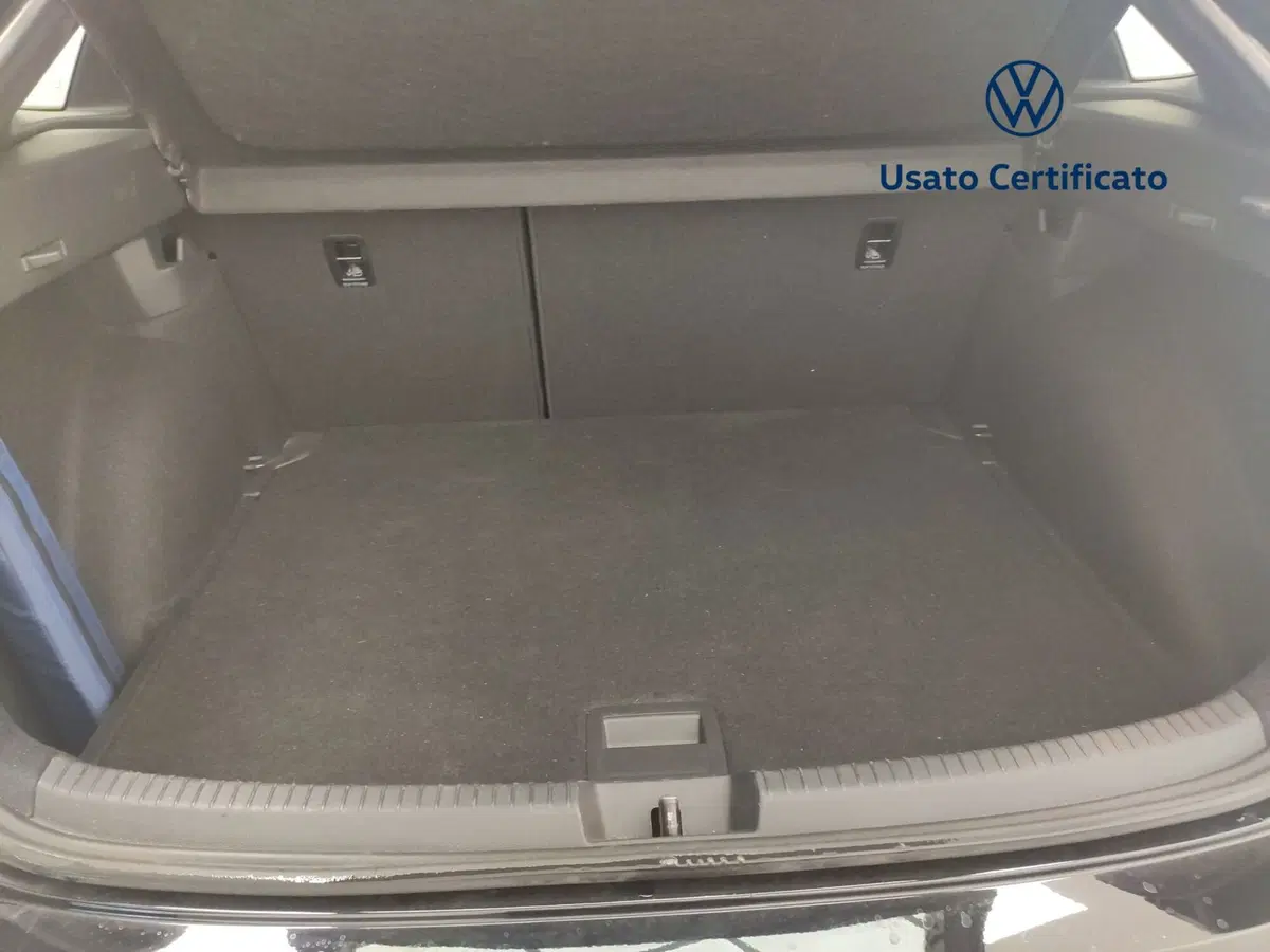 Volkswagen Taigo usata a Benevento (16)