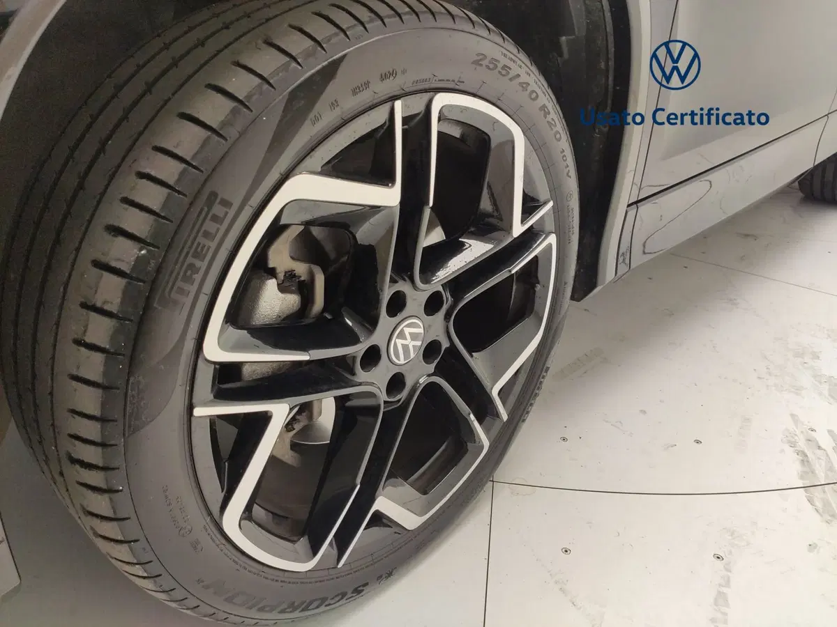 Volkswagen Tayron usata a Avellino (11)