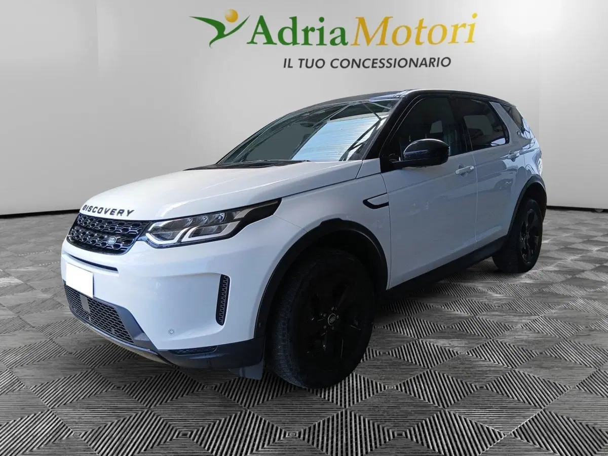 Land Rover Discovery Sport usata a Pordenone