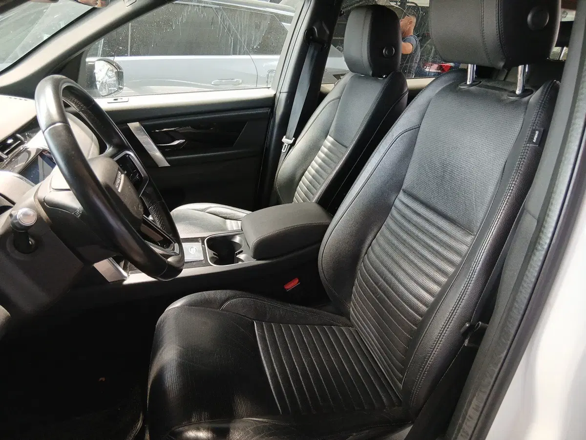 Land Rover Discovery Sport usata a Pordenone (12)