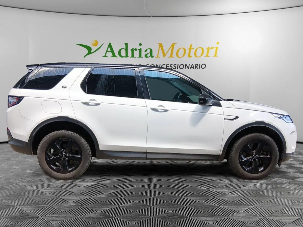 Land Rover Discovery Sport usata a Pordenone (6)