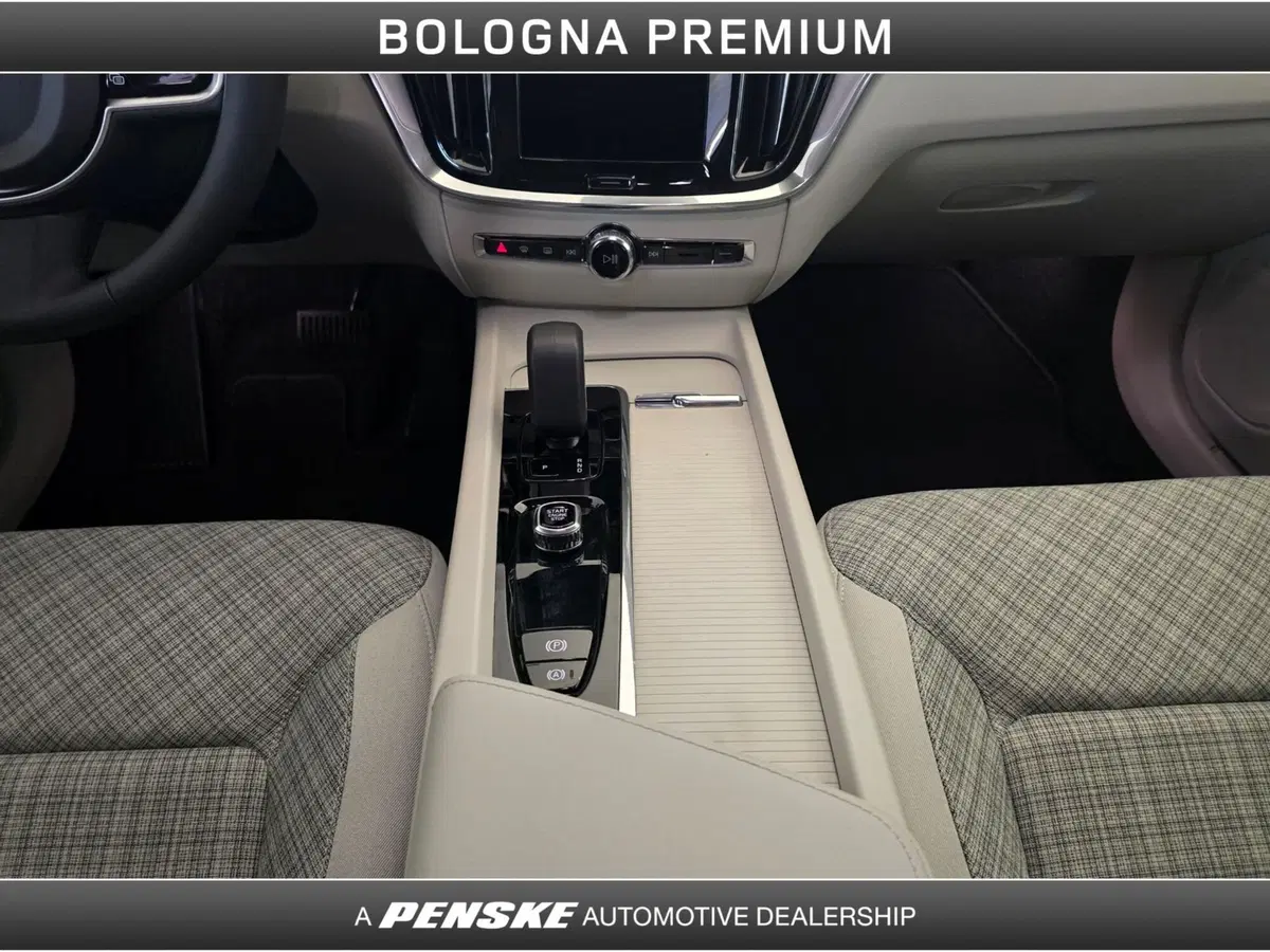 Volvo V60 Cross Country usata a Bologna (20)