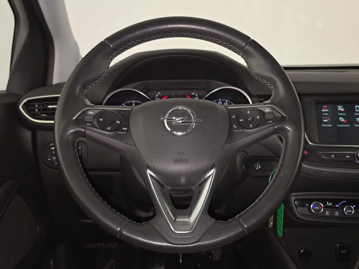 Opel Crossland usata a Cuneo (9)