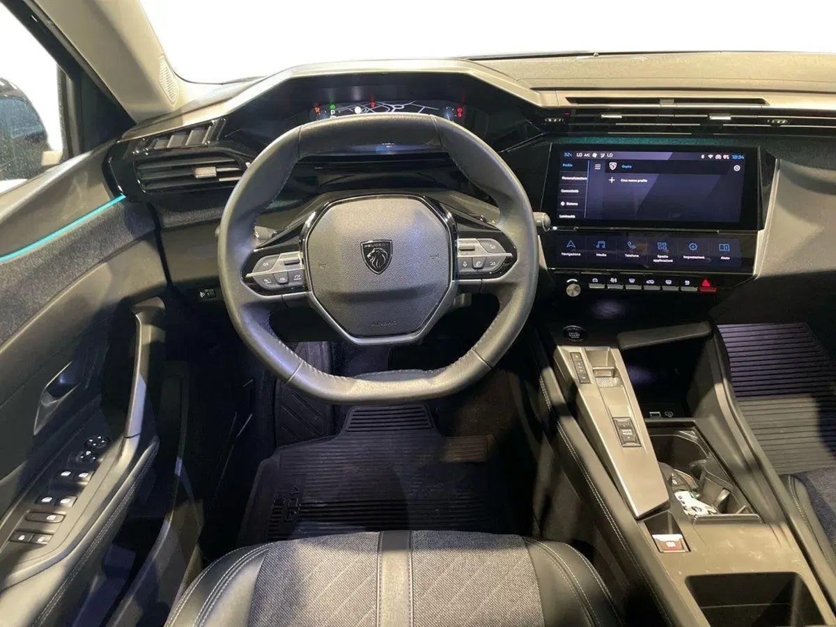 Peugeot 408 usata a Salerno (10)