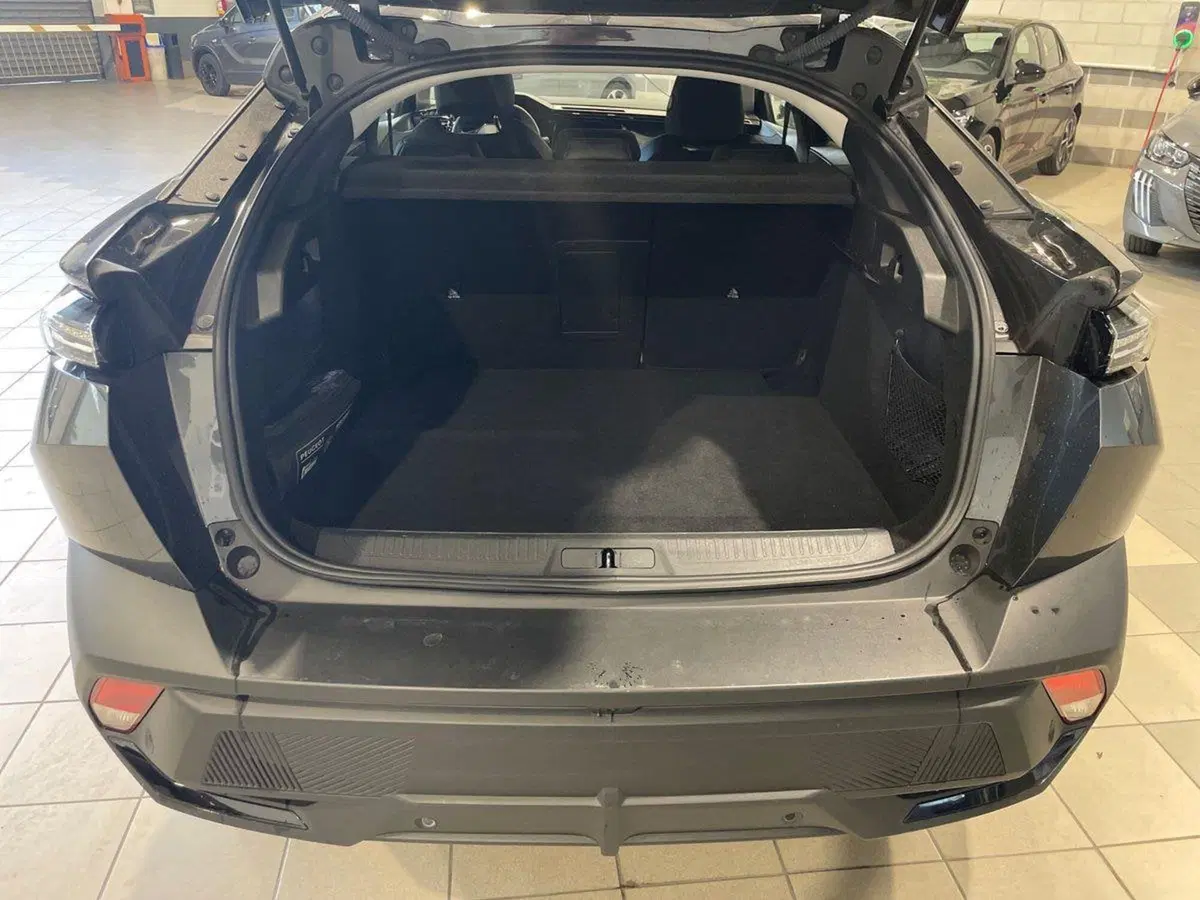 Peugeot 408 usata a Salerno (7)