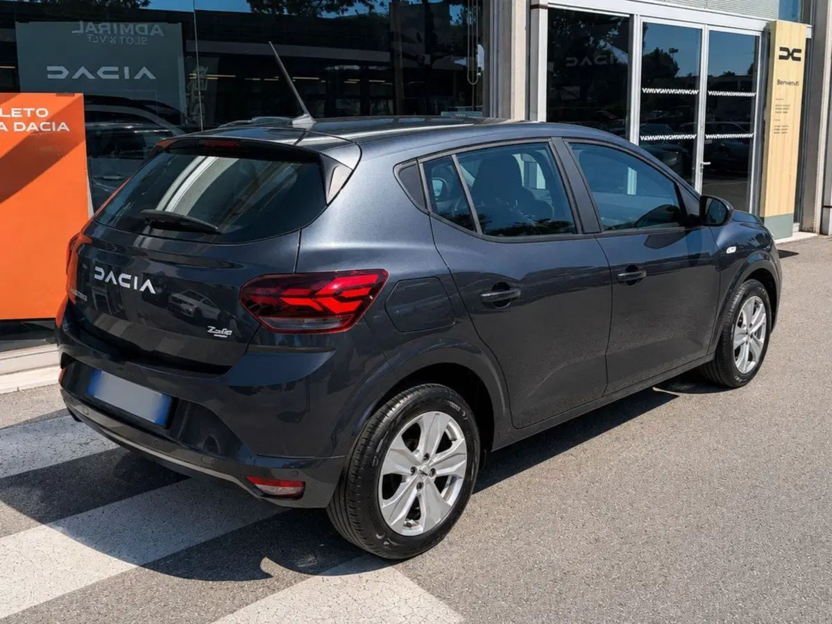 Dacia Sandero Streetway usata a Rimini (4)