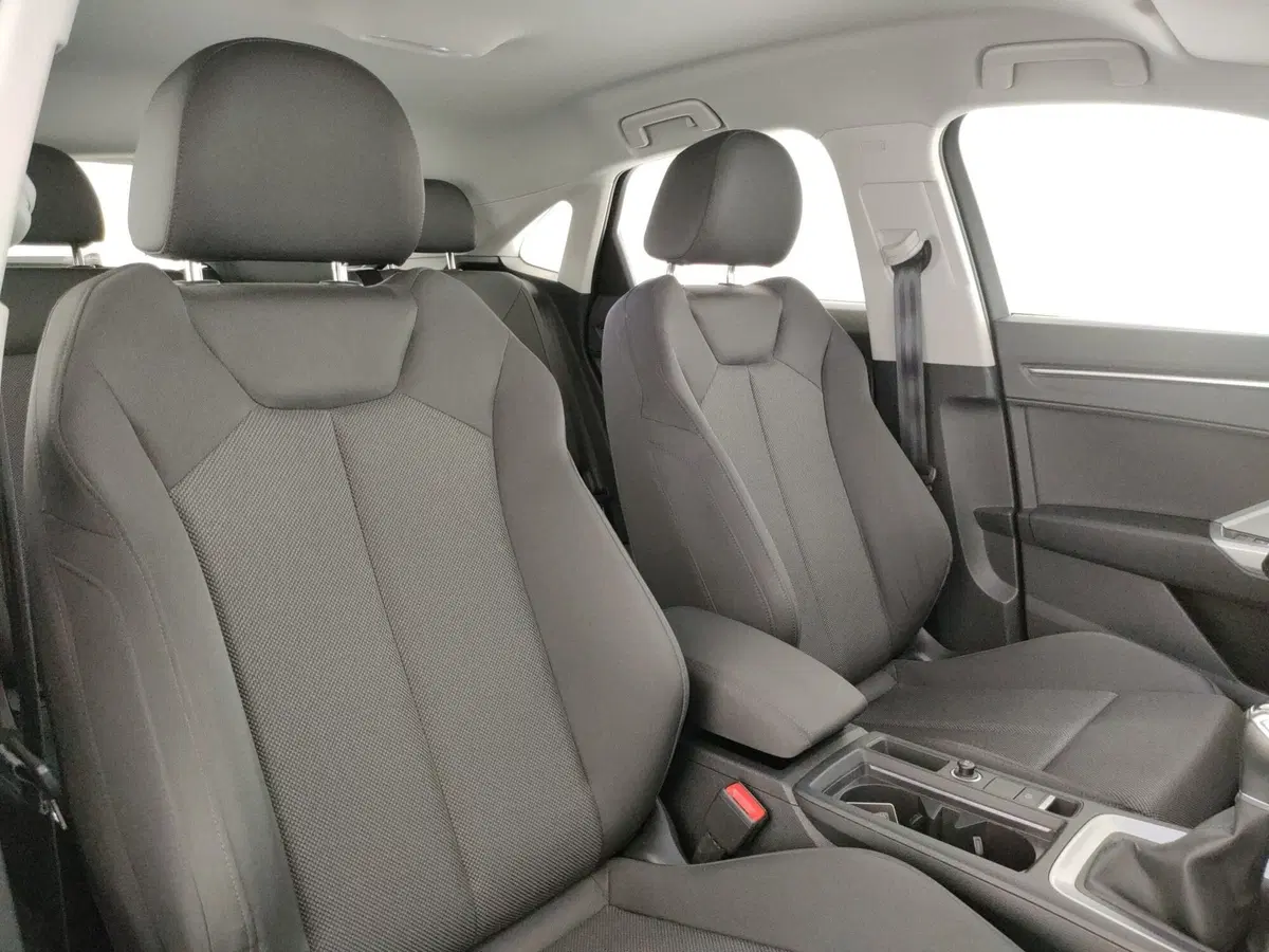 Audi Q3 Sportback usata a Napoli (8)