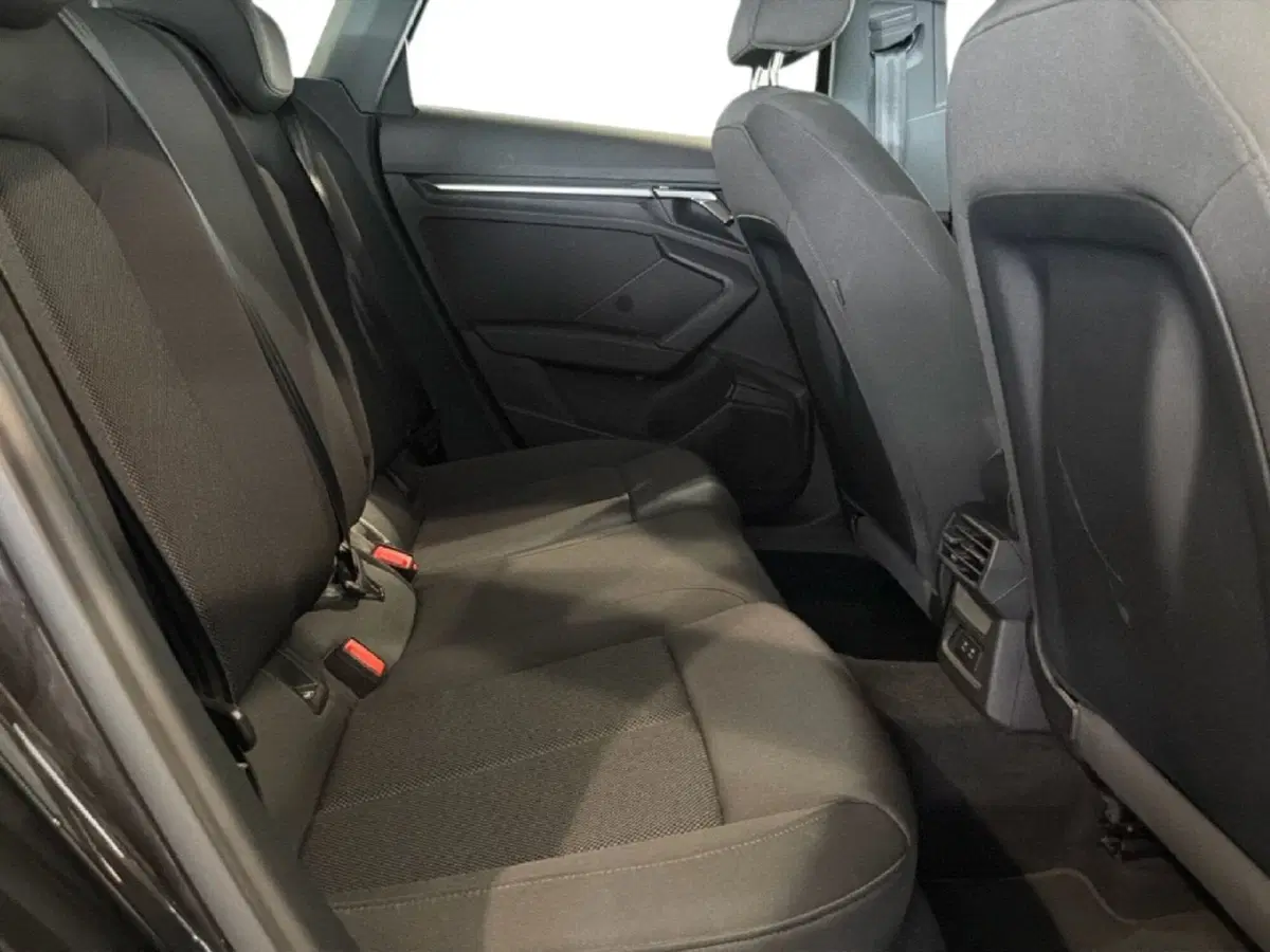 Audi A3 Sportback usata a Napoli (7)