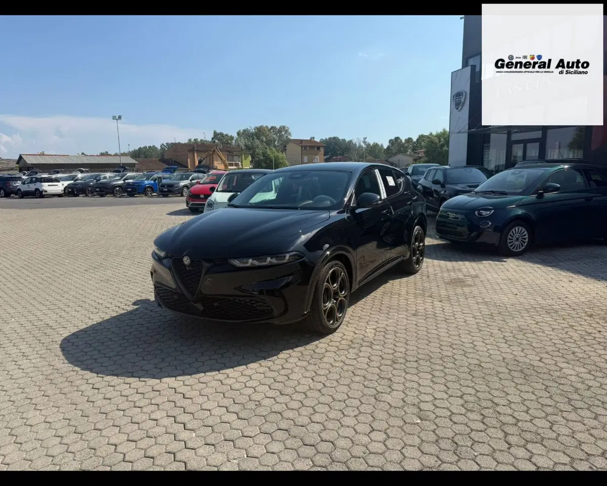 Alfa Romeo Tonale nuova a Lucca (3)