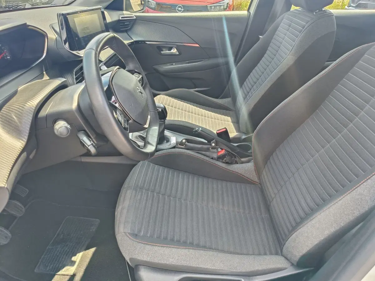 Peugeot 208 usata a Pistoia (10)