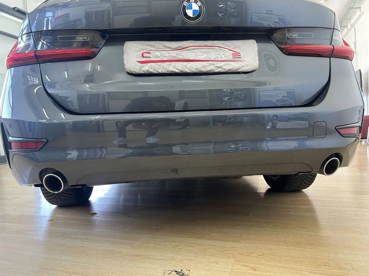 BMW Serie 3 Touring usata a Bari (18)