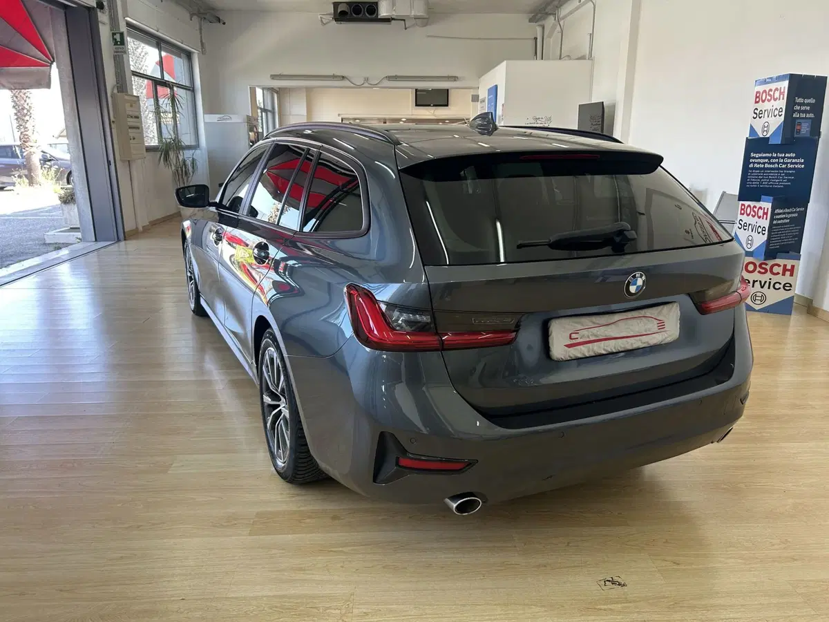 BMW Serie 3 Touring usata a Bari (7)