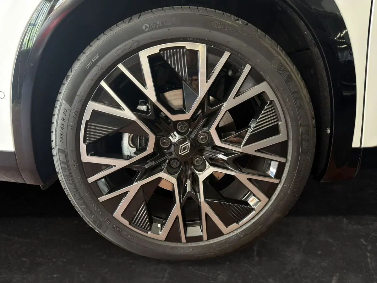 Renault Austral usata a Milano (9)