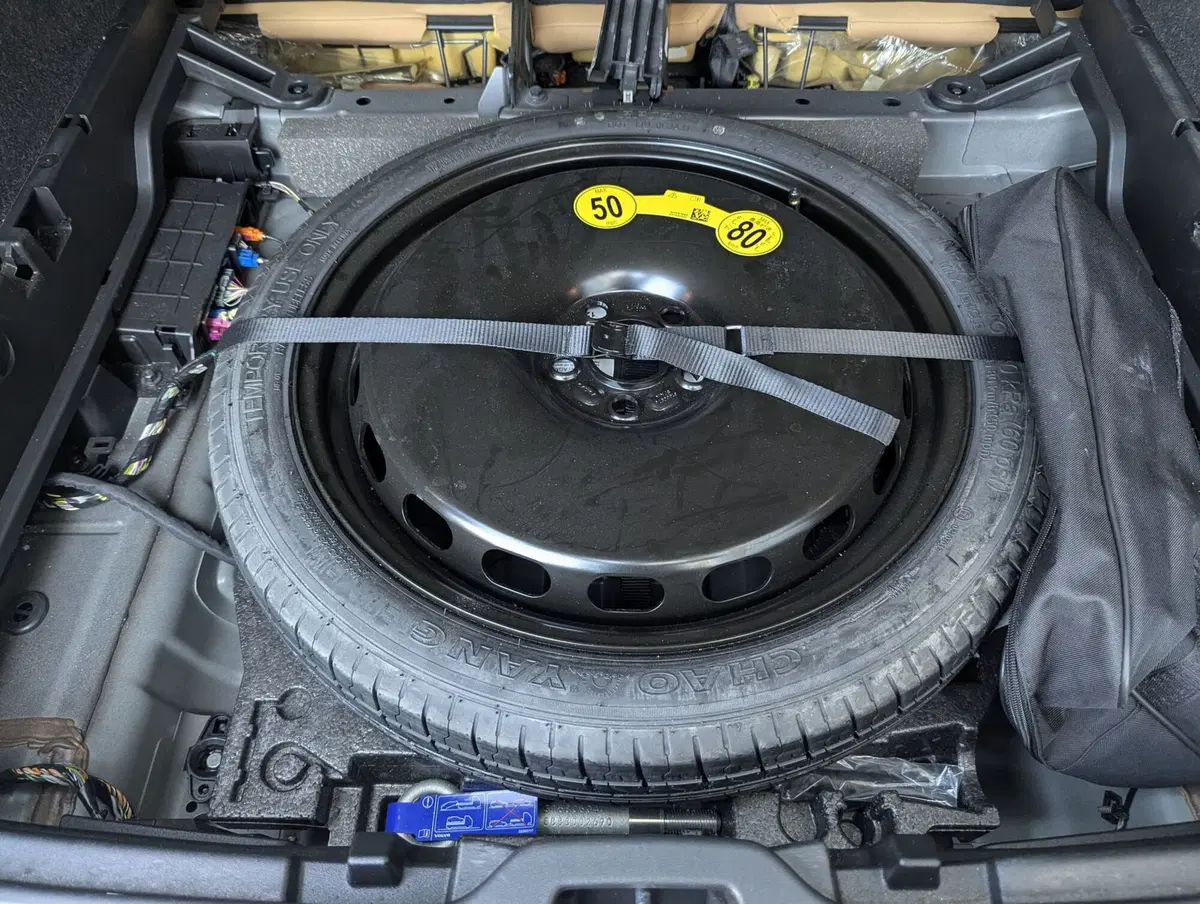 Volvo XC40 usata a Pescara (13)