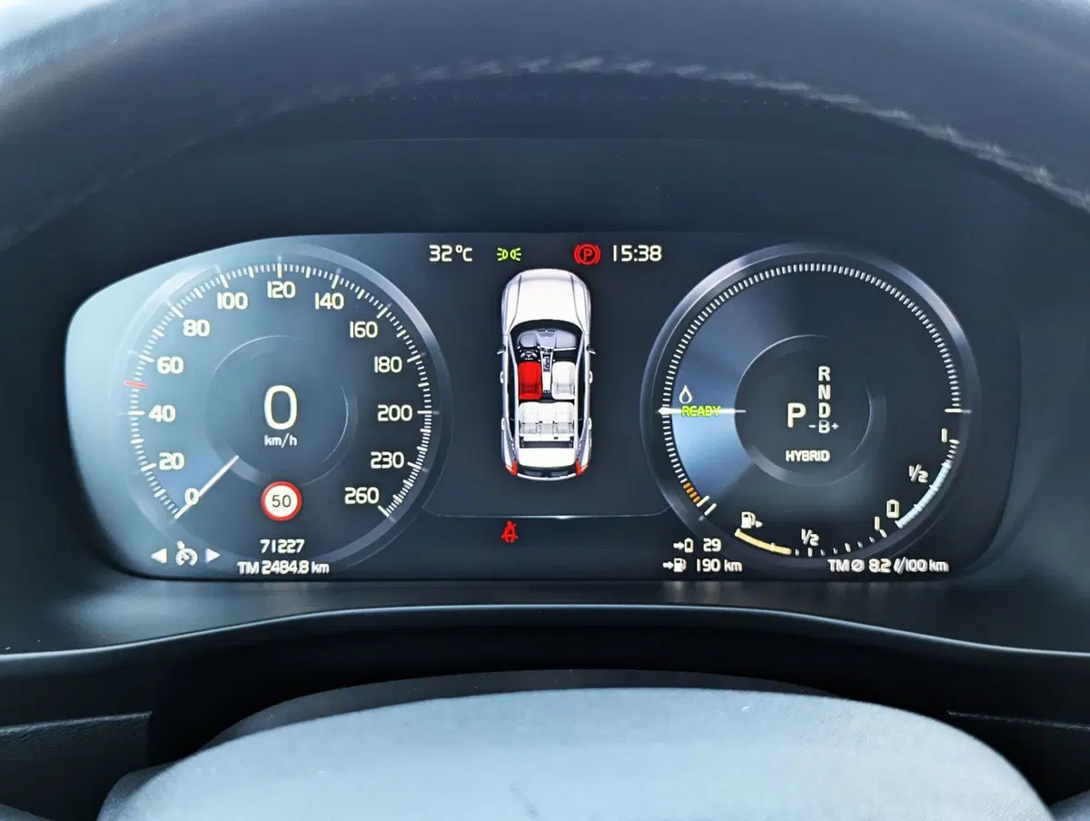 Volvo XC40 usata a Pescara (17)