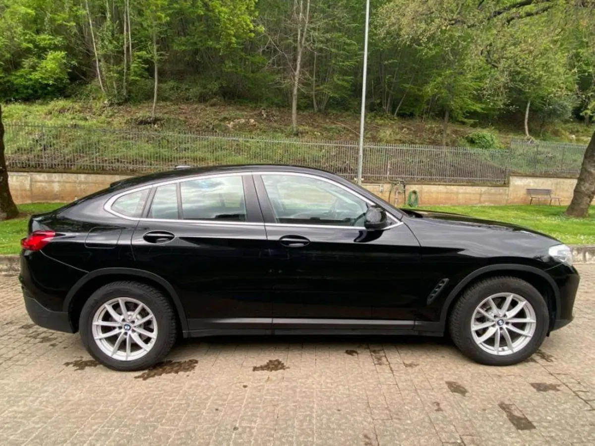 BMW X4 usata a Salerno (15)