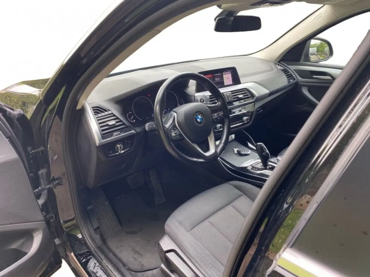 BMW X4 usata a Salerno (8)