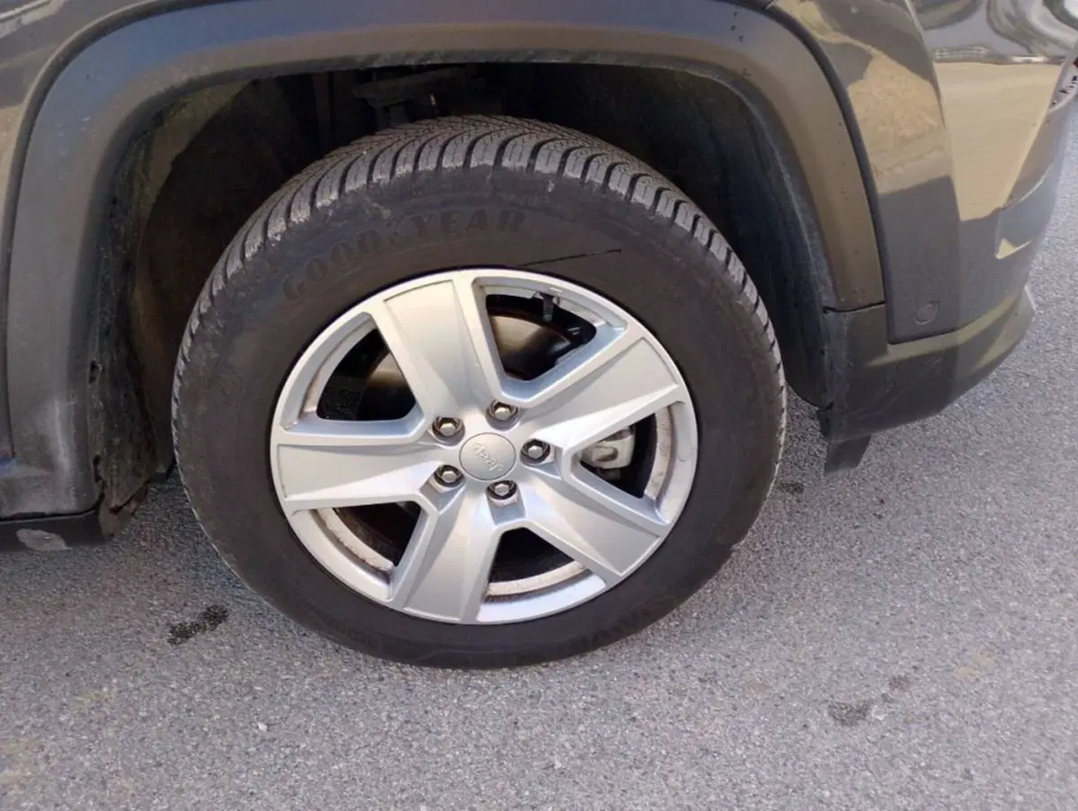 Jeep Compass usata a Salerno (12)