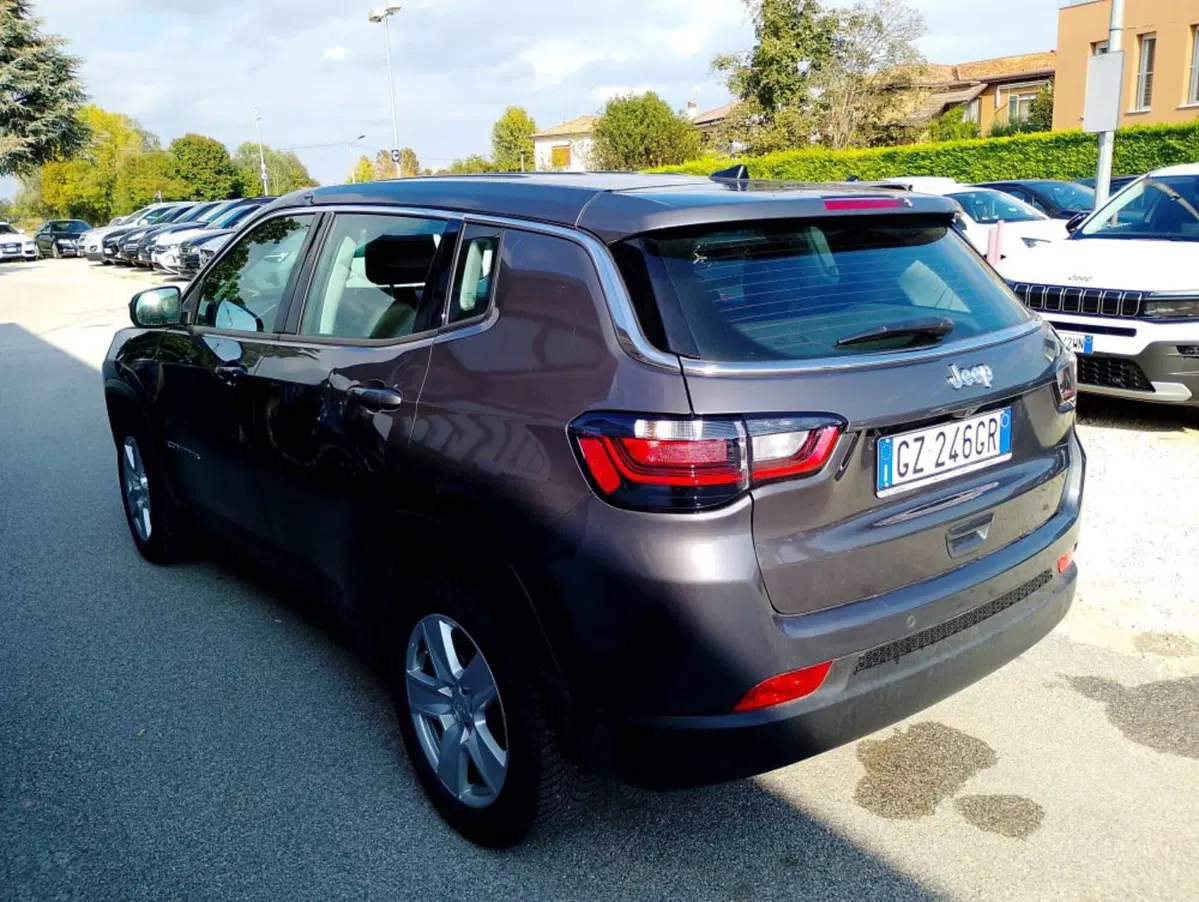 Jeep Compass usata a Salerno (9)