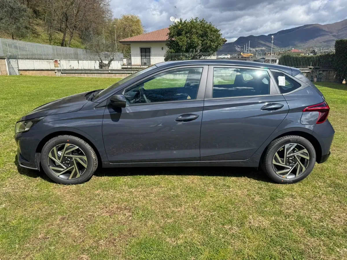 Hyundai i20 nuova a Salerno (10)