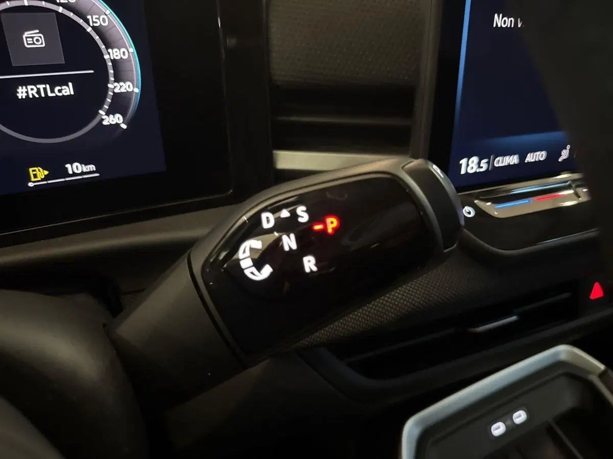 Volkswagen T-Roc usata a Prato (20)