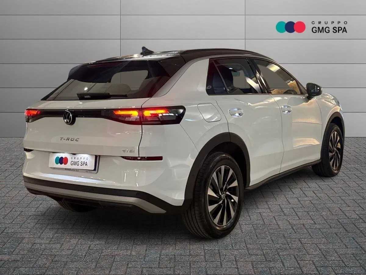 Volkswagen T-Roc usata a Prato (3)