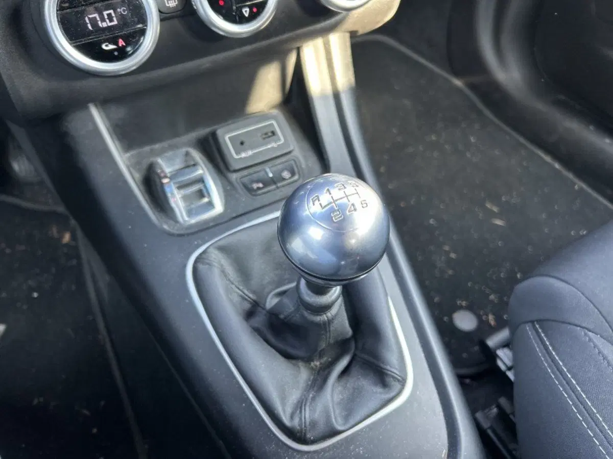 Alfa Romeo Giulietta usata a Cuneo (12)