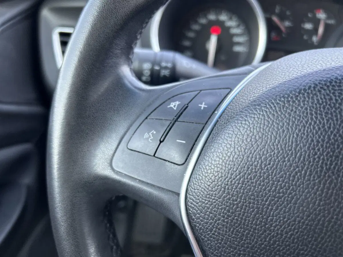 Alfa Romeo Giulietta usata a Cuneo (17)