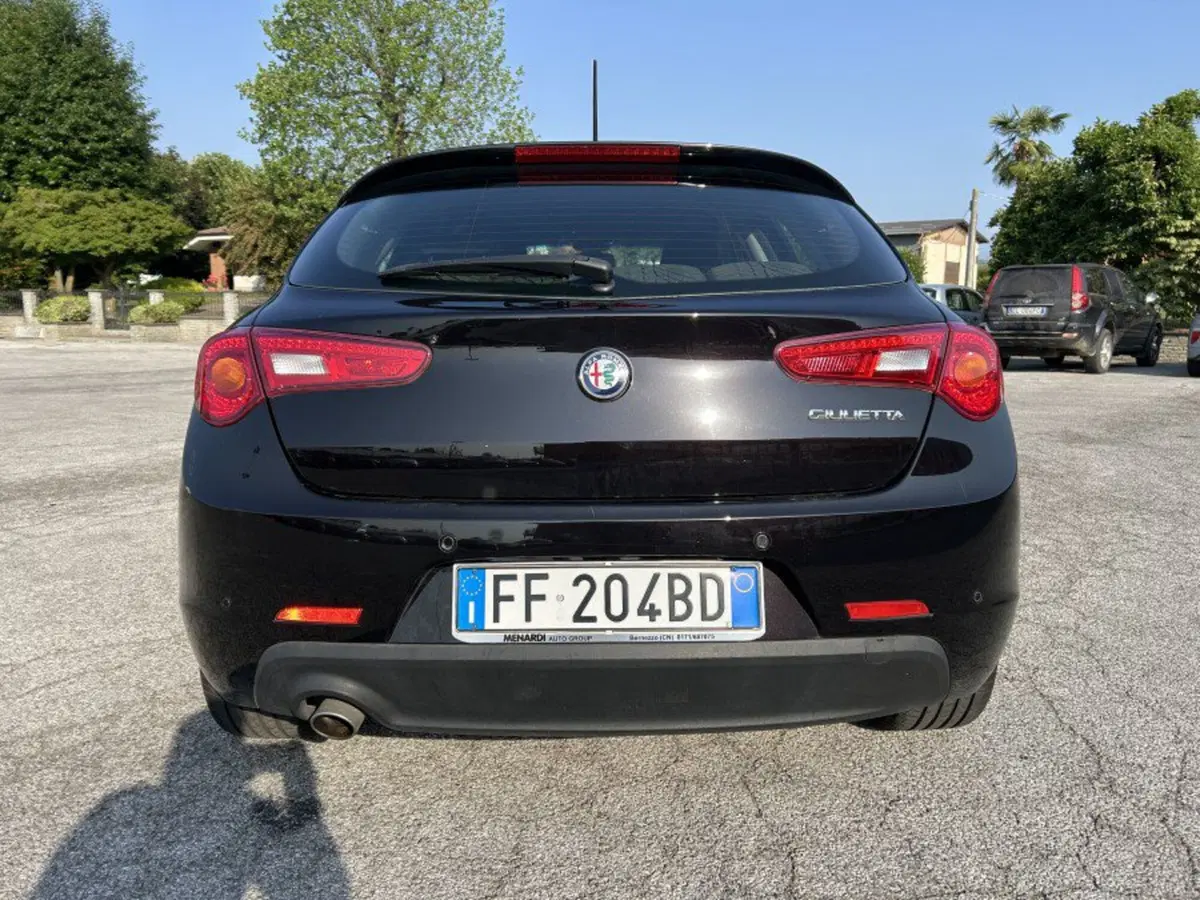 Alfa Romeo Giulietta usata a Cuneo (3)