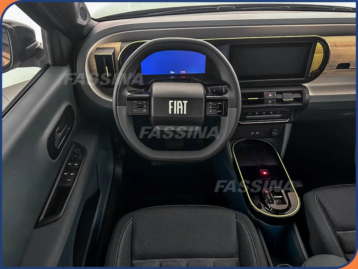 Fiat Grande Panda nuova a Milano (11)