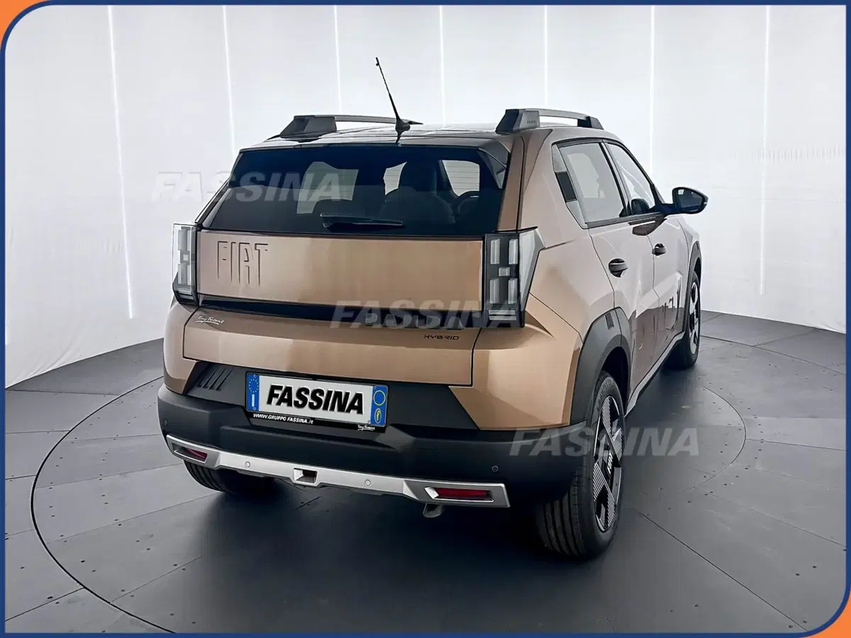 Fiat Grande Panda nuova a Milano (6)