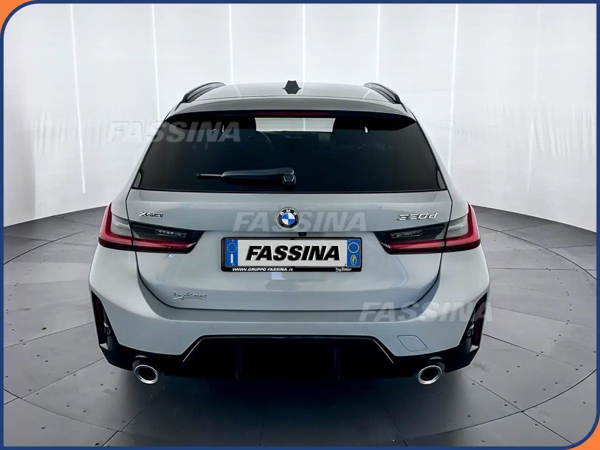 BMW Serie 3 Touring usata a Milano (5)