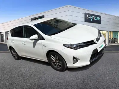 Toyota Auris 1.8 Hybrid Active Plus del 2015 usata a Foggia