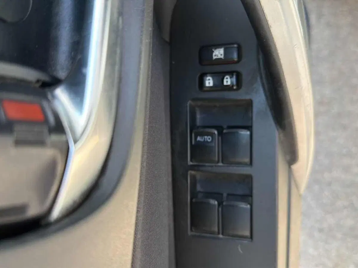 Toyota Auris usata a Foggia (13)
