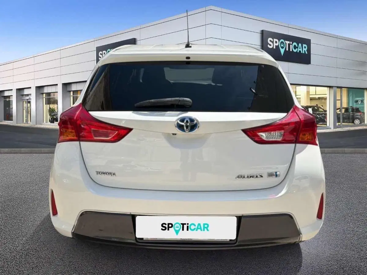 Toyota Auris usata a Foggia (17)