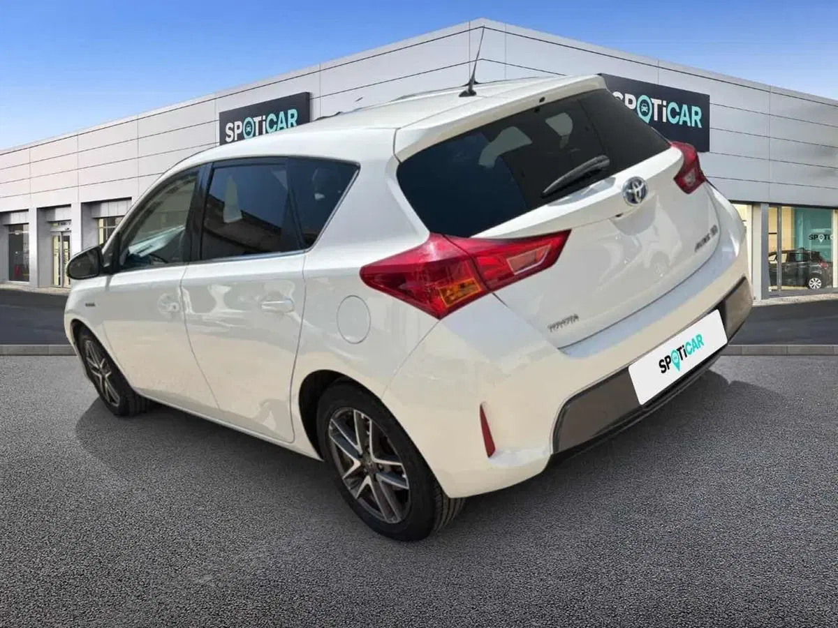 Toyota Auris usata a Foggia (18)