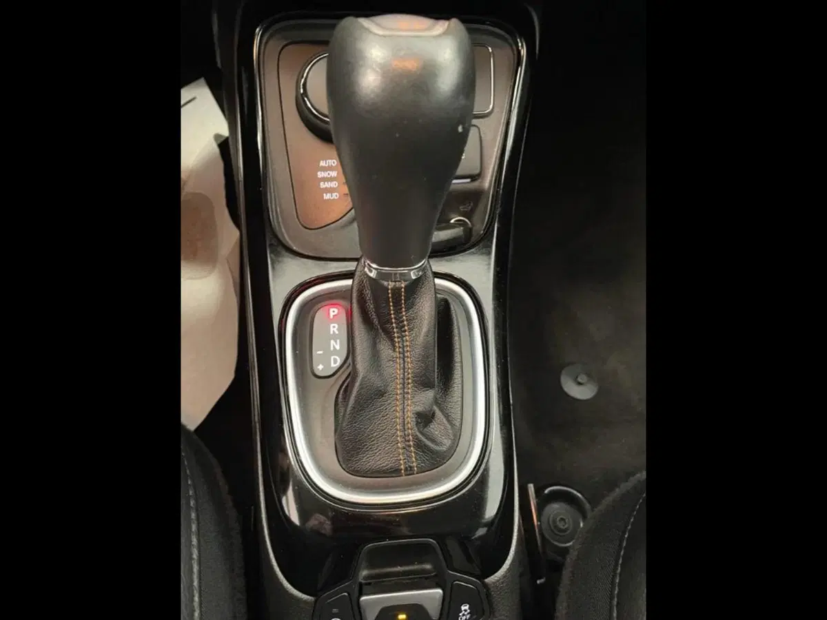 Jeep Compass usata a Palermo (11)