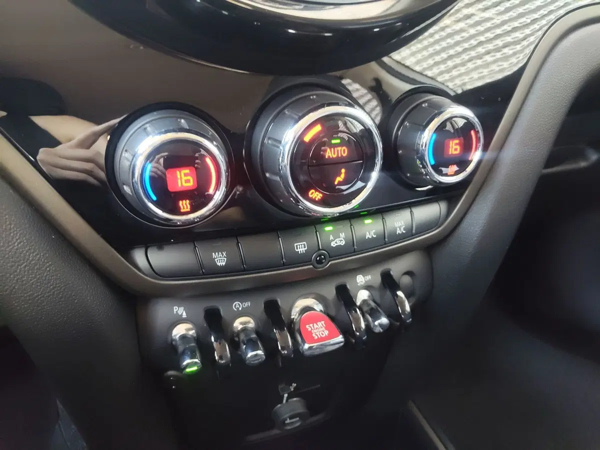MINI Mini Countryman usata a Modena (12)