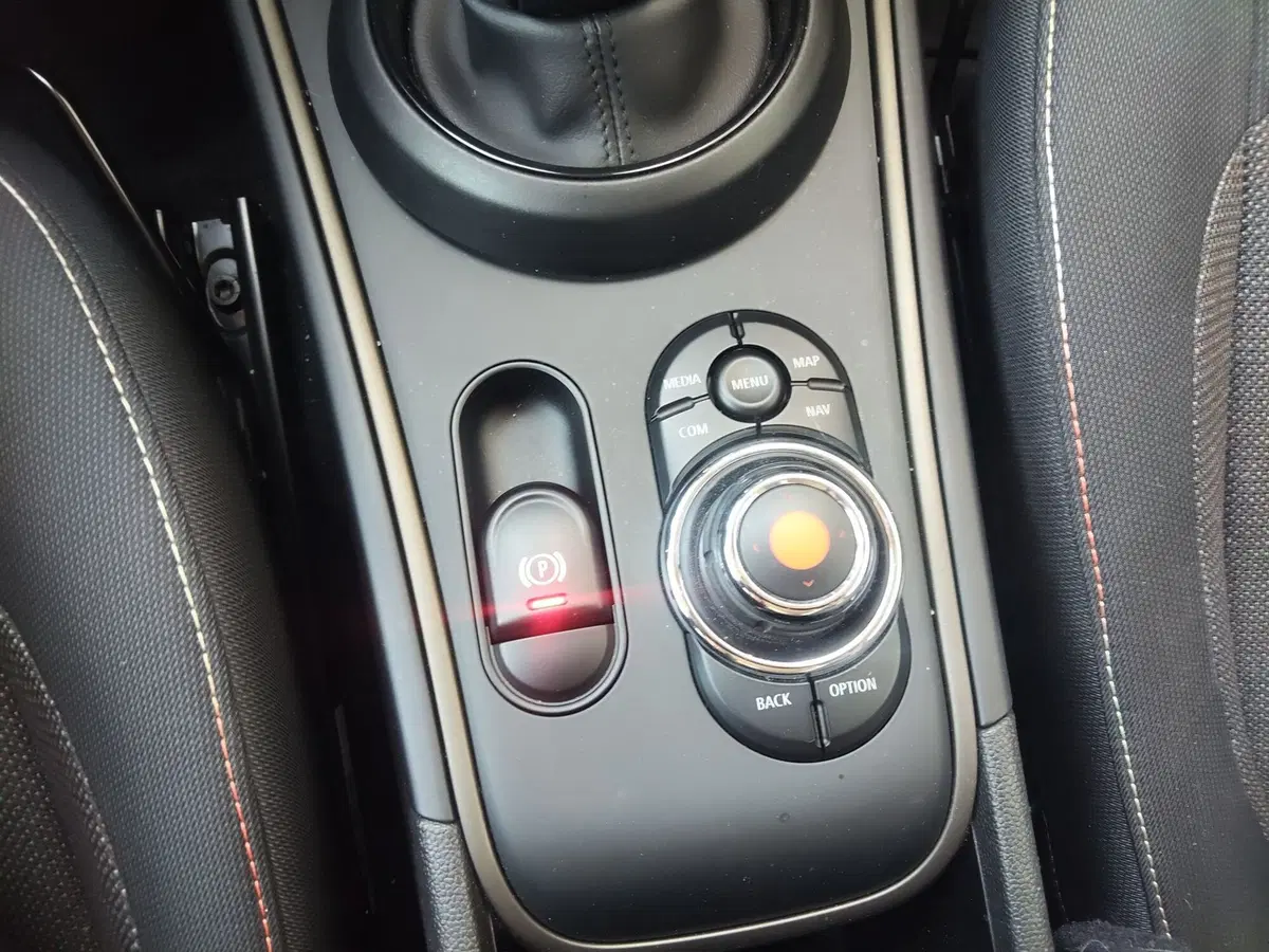 MINI Mini Countryman usata a Modena (13)
