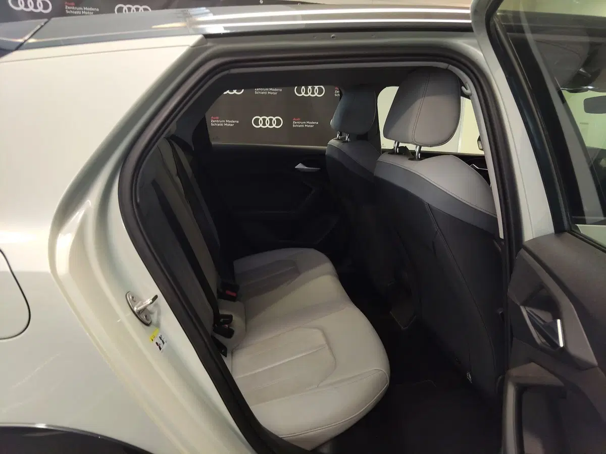 Audi A1 allstreet usata a Modena (13)