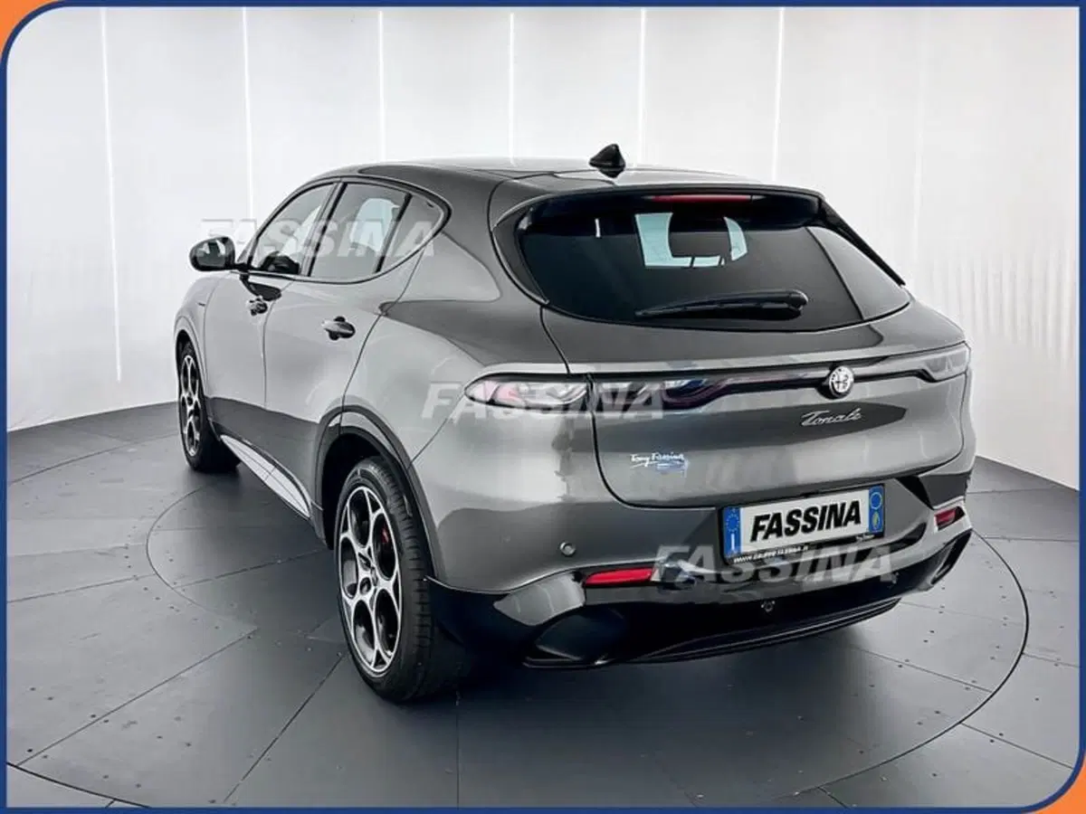 Alfa Romeo Tonale usata a Milano (4)