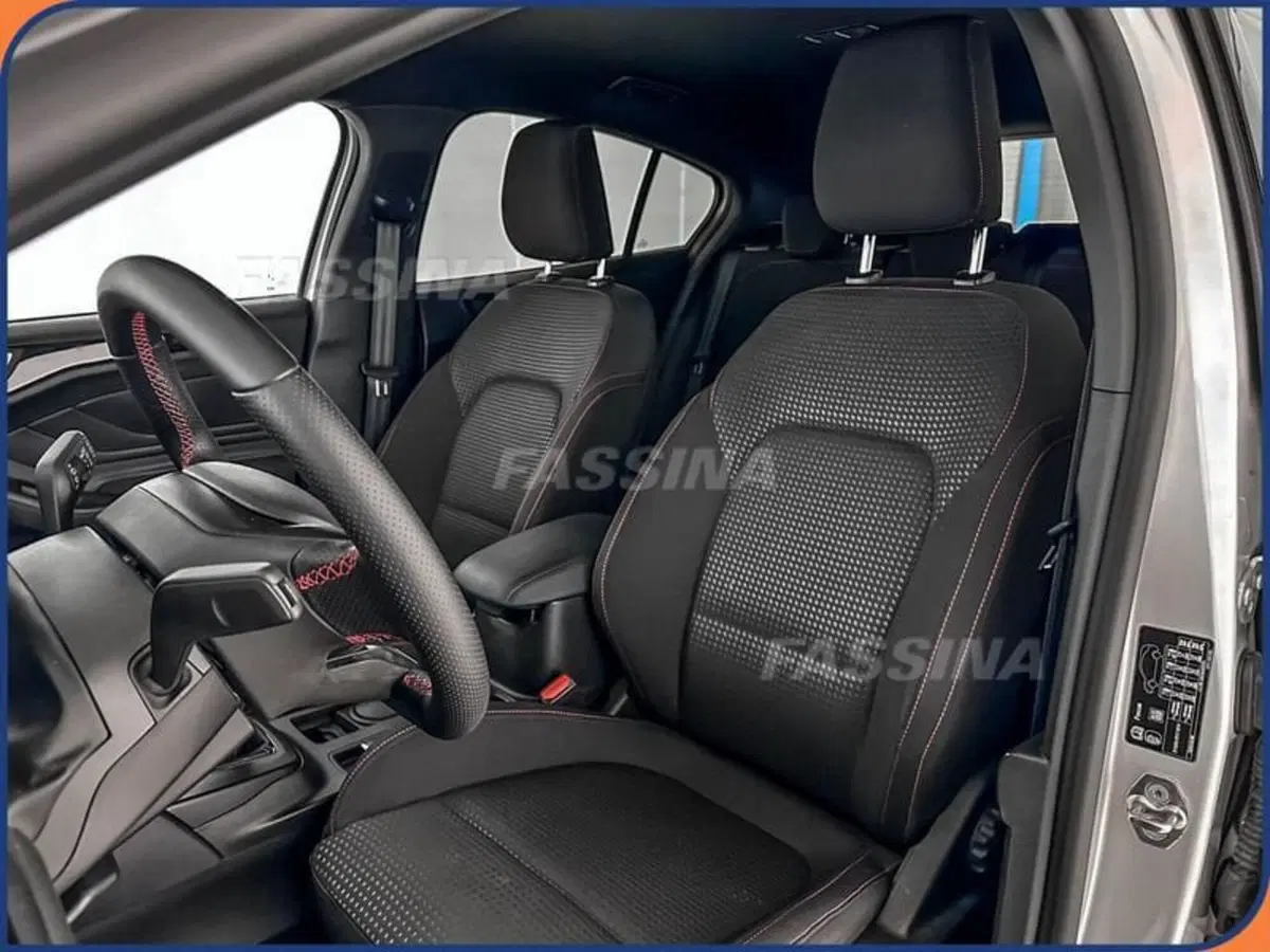 Ford Focus usata a Milano (8)