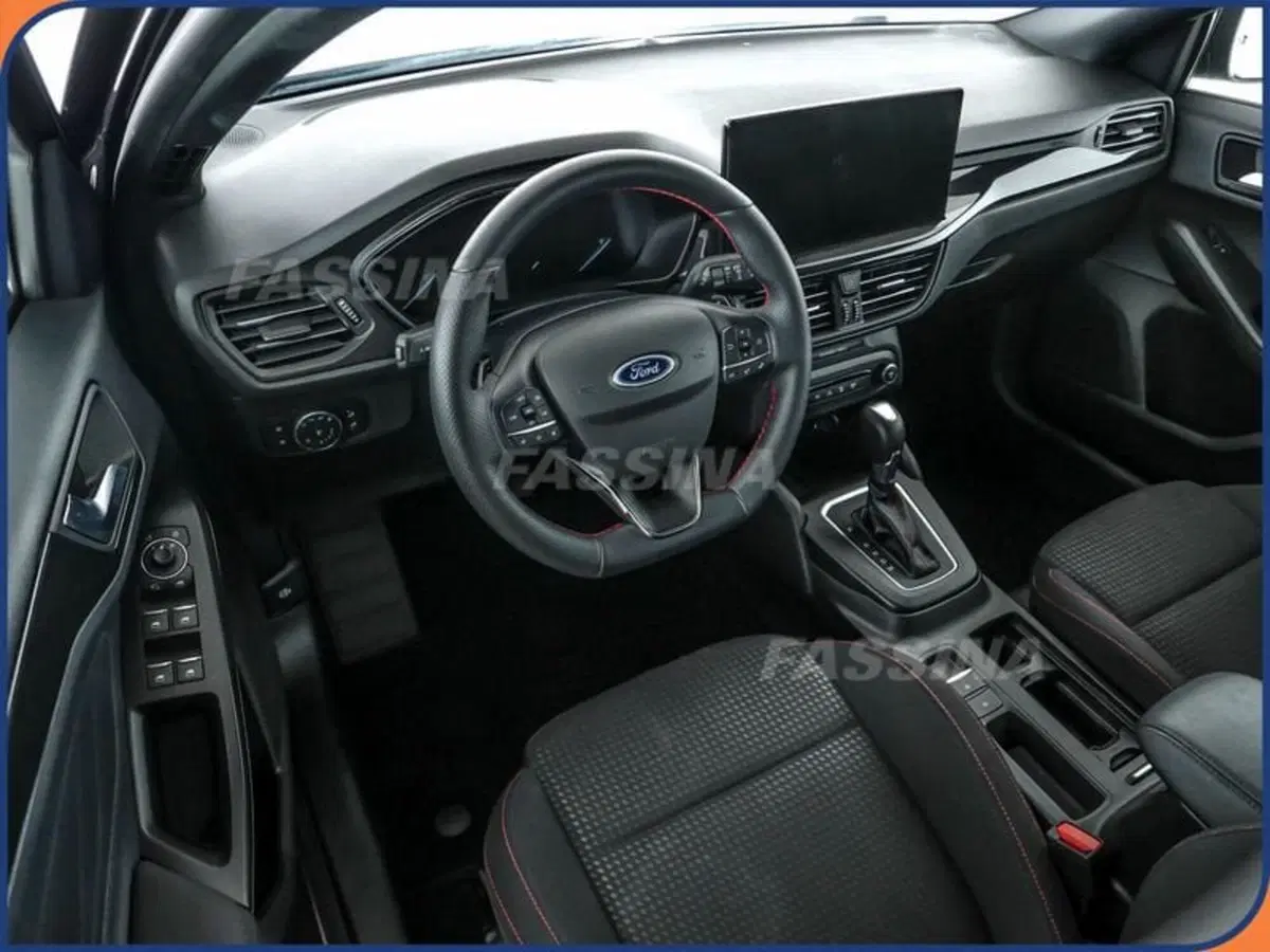Ford Focus usata a Milano (9)