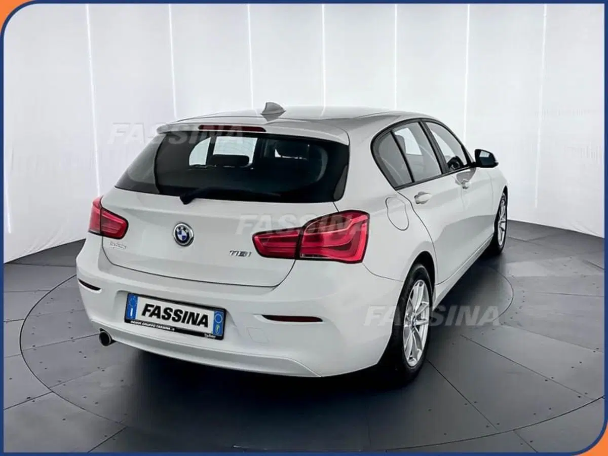 BMW Serie 1 5p. usata a Milano (4)
