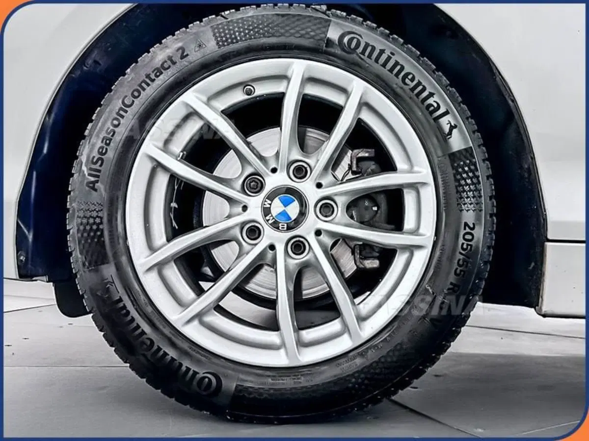 BMW Serie 1 5p. usata a Milano (7)