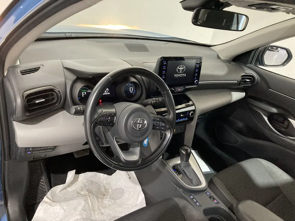 Toyota Yaris Cross usata a Barletta-Andria-Trani (11)
