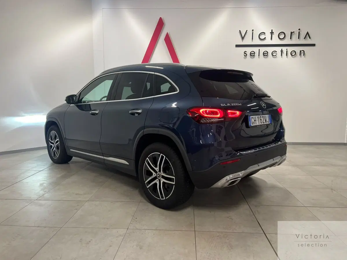 Mercedes-Benz GLA SUV usata a Brescia (4)