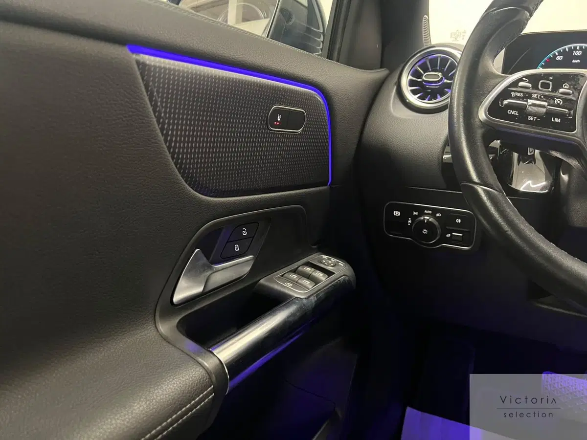 Mercedes-Benz GLA SUV usata a Brescia (8)