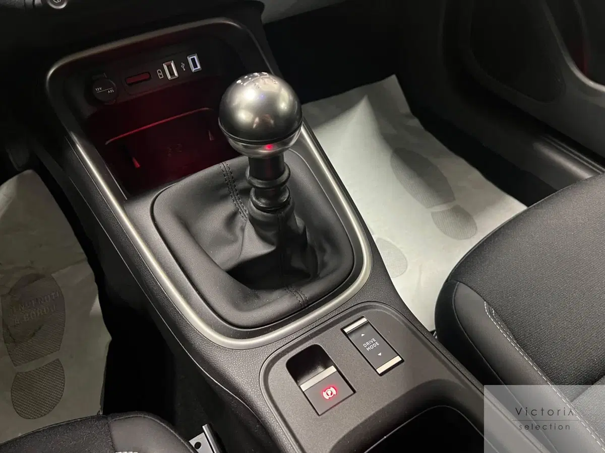 Jeep Avenger usata a Brescia (14)