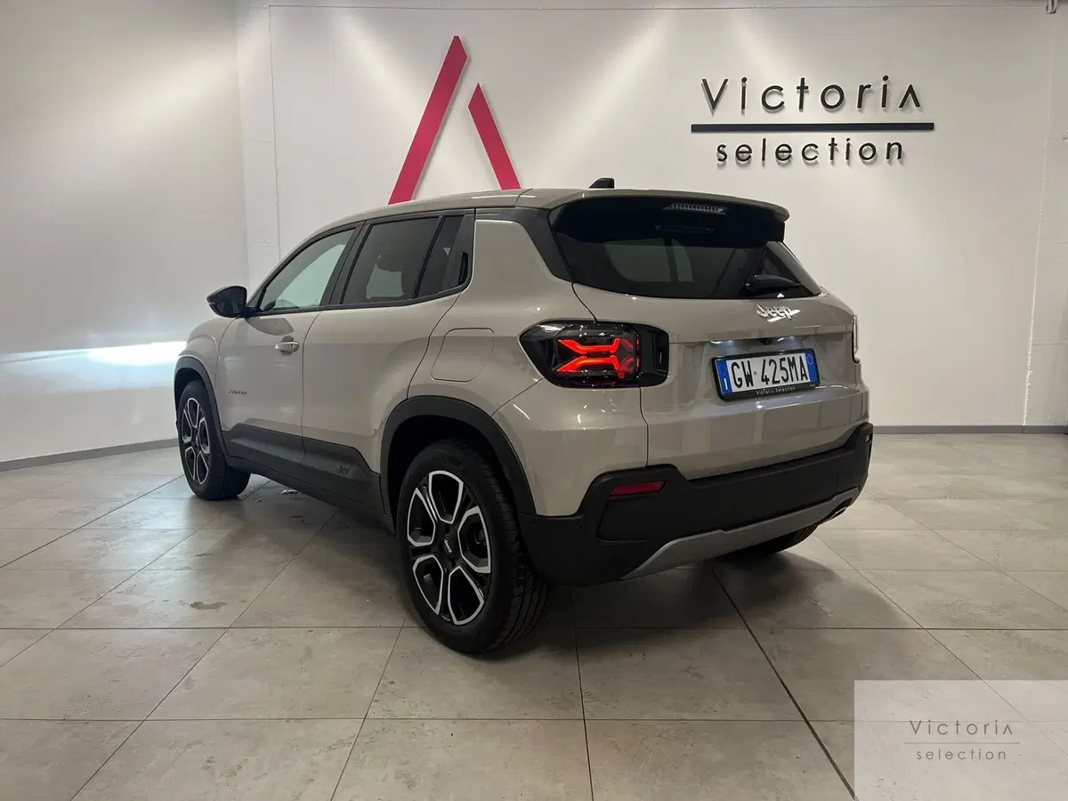 Jeep Avenger usata a Brescia (4)